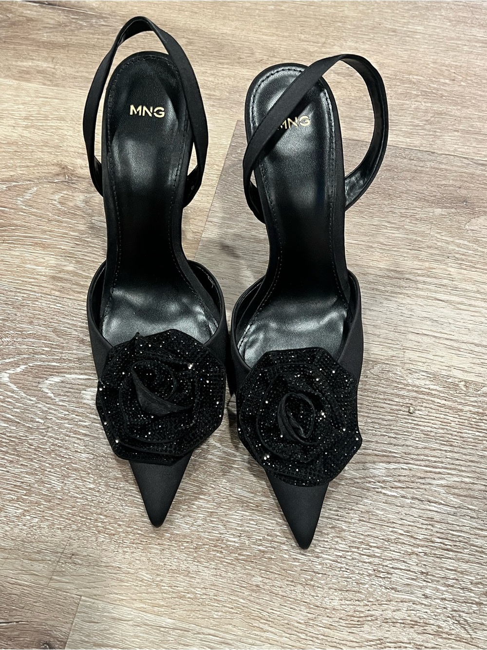 Mango Black Pointed Toe Slingback Heels with sparkly flower. Size 40.